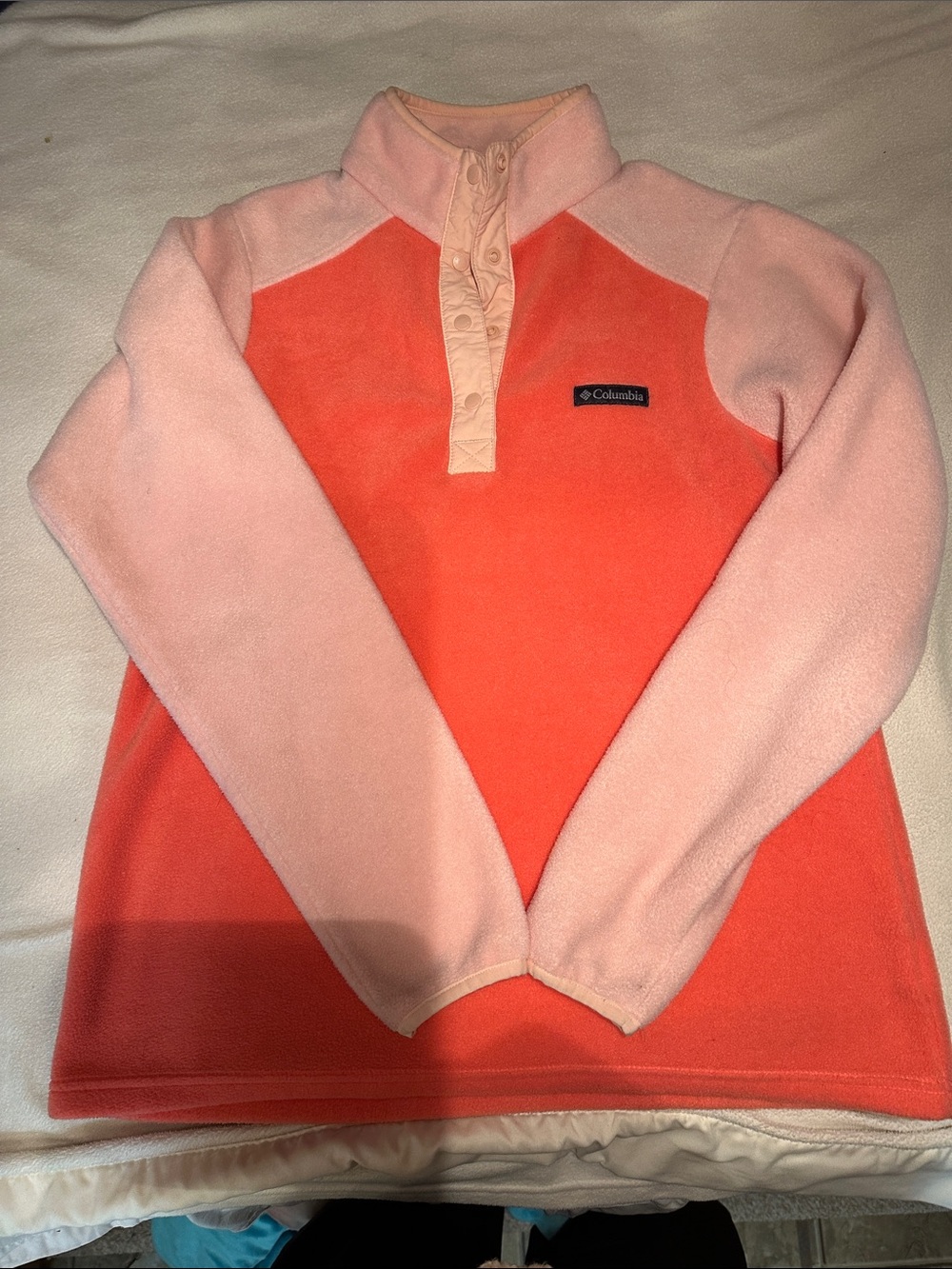 Columbia Two-Tone Coral and Light Pink Fleece Pullover